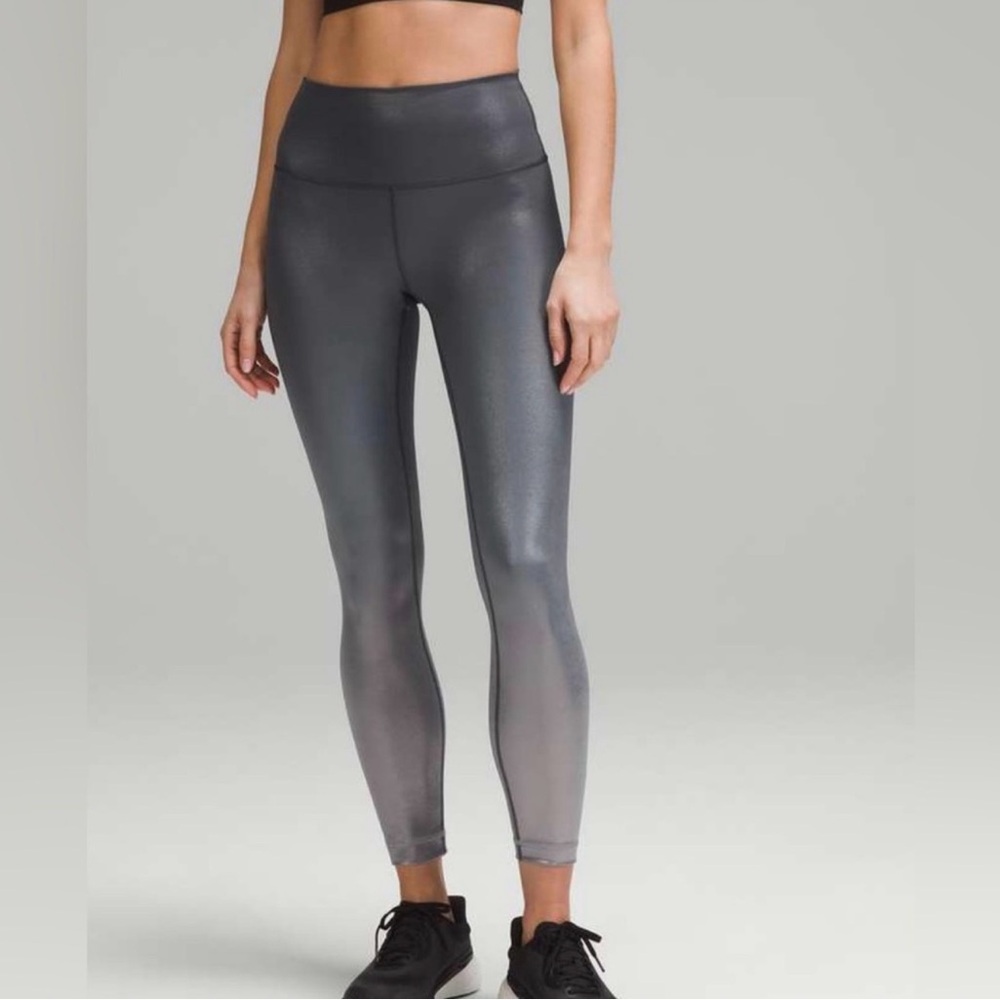 NWOT Lululemon Wunder Train High-Rise Tight 25"
Gradient Foil Asphalt Graphite